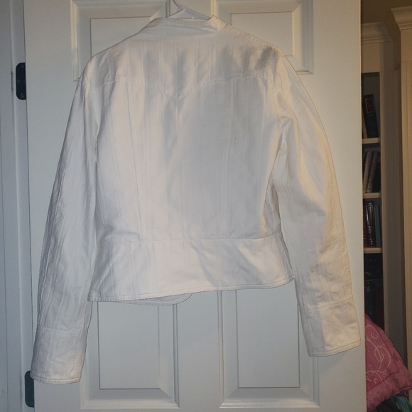 To the MAX! Jean Jacket with Ruffles - Picture 2 of 4